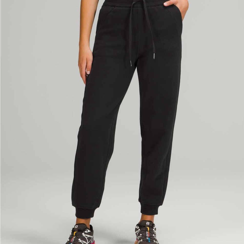 Lululemon Athletica Black Scuba Jogger
